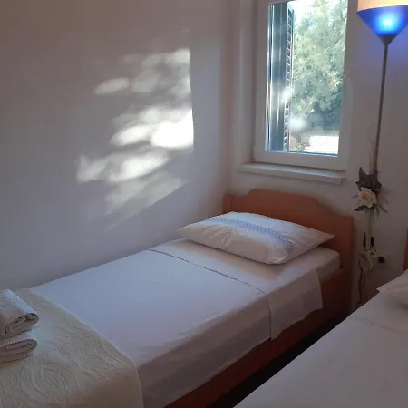Apartment Vionela Gorica (Pag)